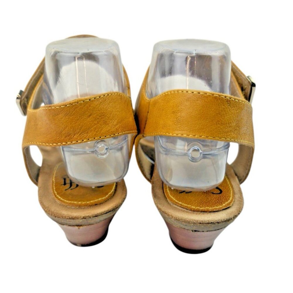 *Sofft Verdi Comfort Sandals Womens 10W Mustard Yellow Hook & Loop Coastal Beach - Picture 5 of 15